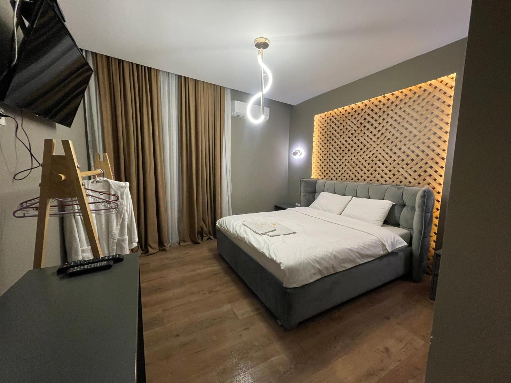 Grand Jnk Boutique Hotel Kukes Esterno foto